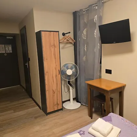 Restaurant Du Pont Vieux Hotel Camarès